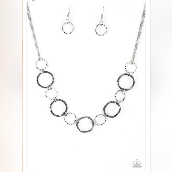 Circus Show - multi - Paparazzi necklace - Picture 2 of 3